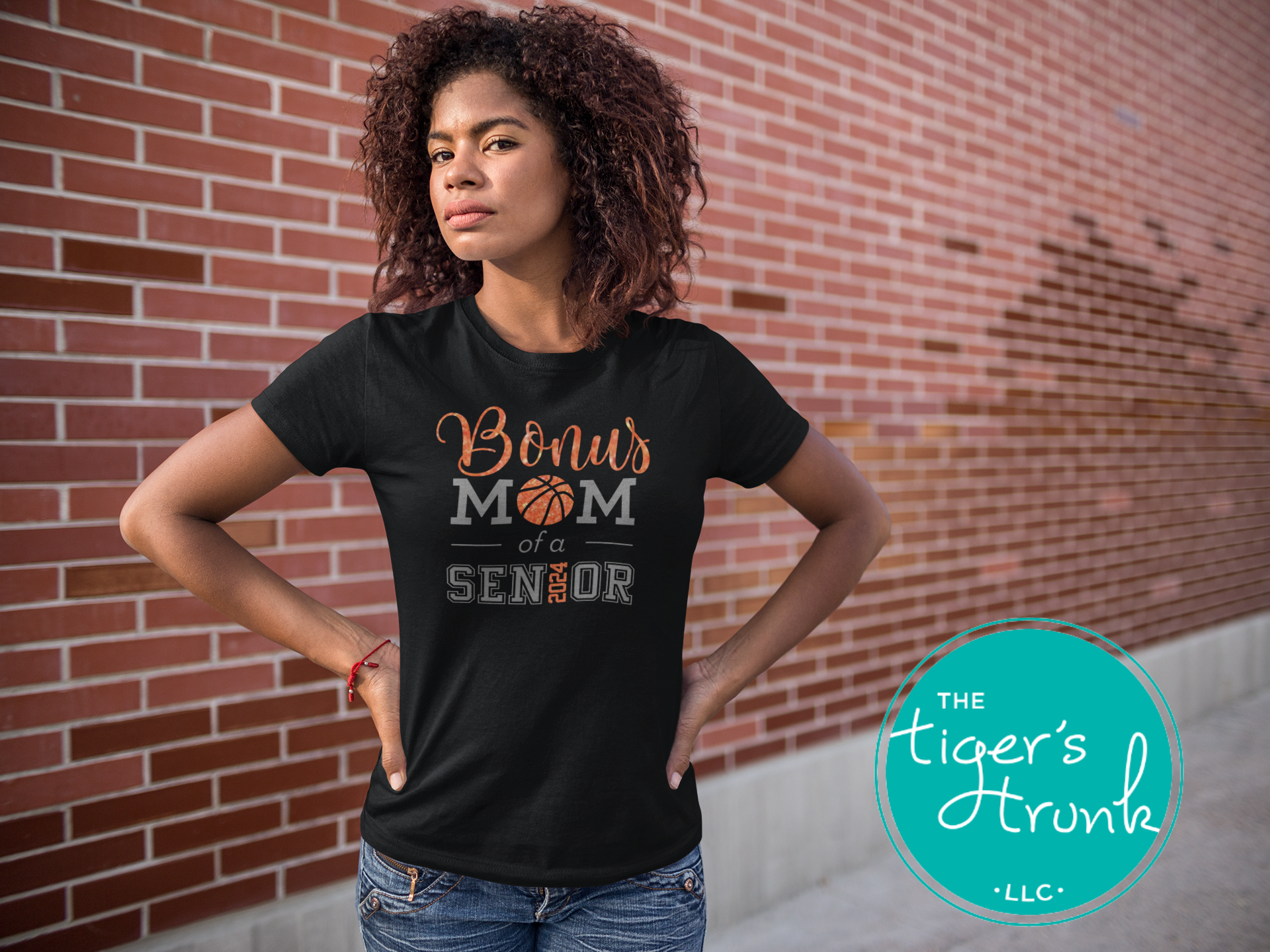 Black Bonus Mom of a Senior 2026 basketball shirt