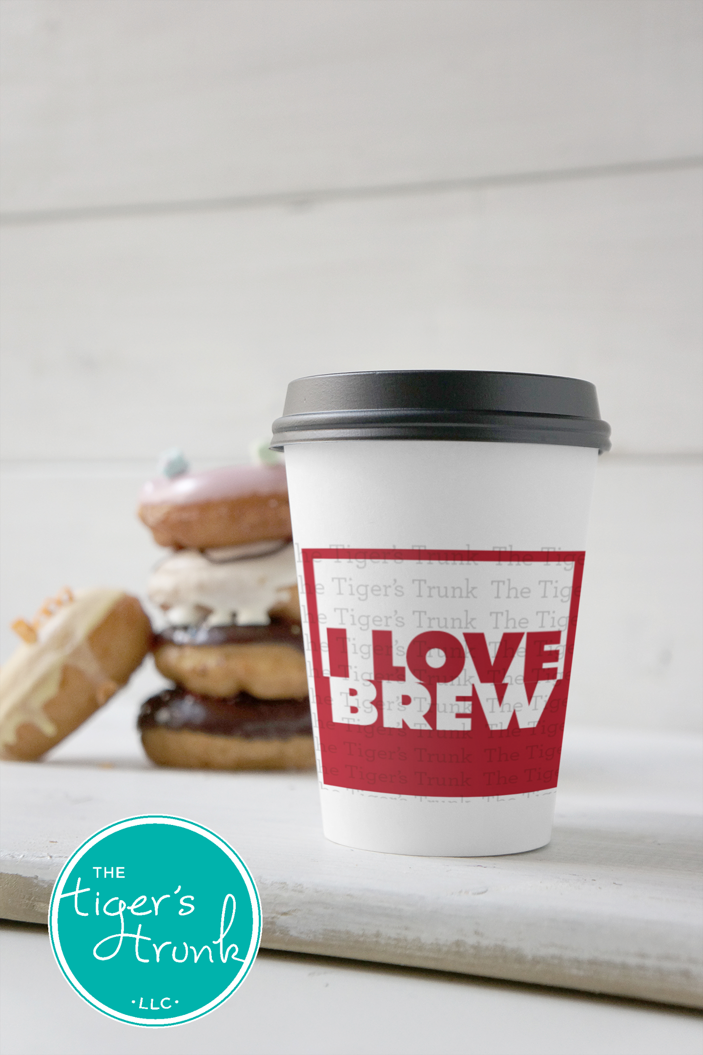 Printable beer or coffee cup label with the phrase "I Love Brew," ideal for Valentine’s, anniversaries, or special occasions.