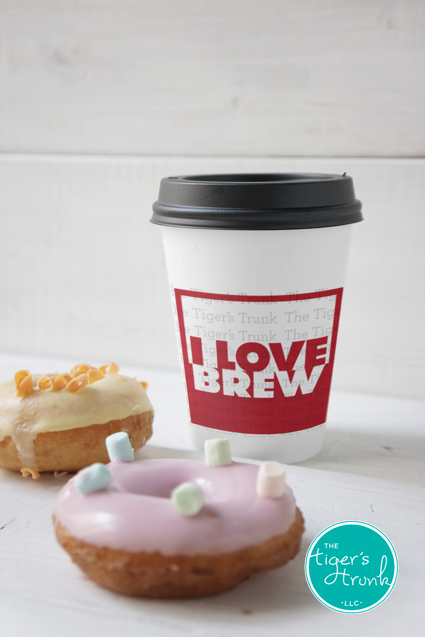 Printable beer or coffee cup label with the phrase "I Love Brew," ideal for Valentine’s, anniversaries, or special occasions.